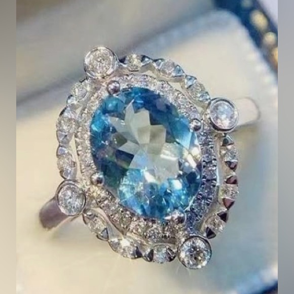 Retro Neiman Marcus Sterling silver Blue & White Topaz Size 7 main image 1